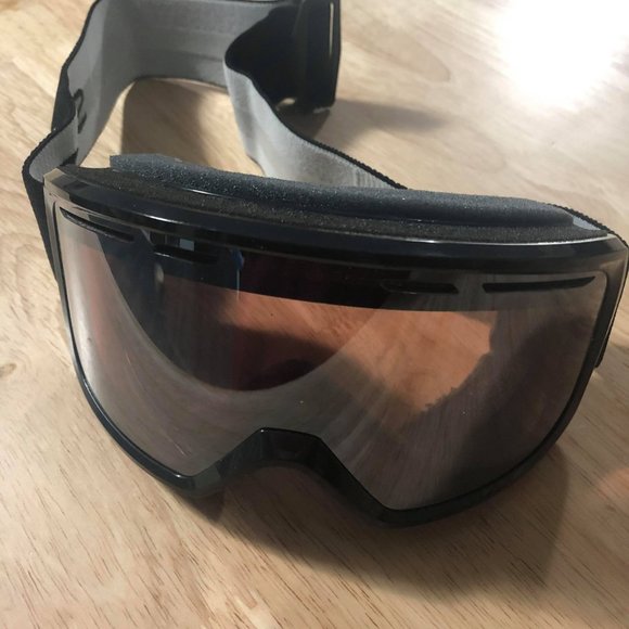 Goggles - Ski/Snowboard - Picture 3 of 3